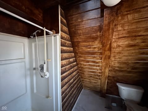 Photo of 6155 Private Road 1125 N, Poland, IN