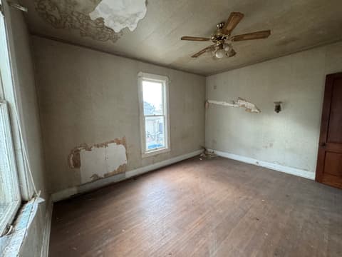 Photo of 854 E 900 N, Mays, IN