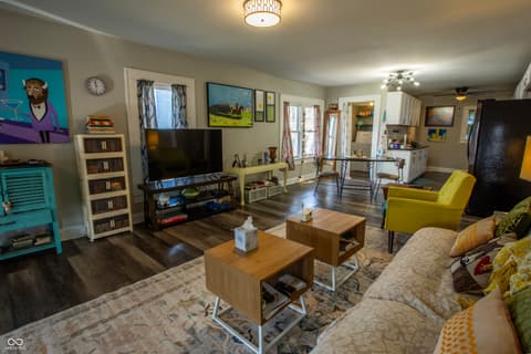 Photo of 826 E Pleasant Run Parkway North Drive, Indianapolis, IN