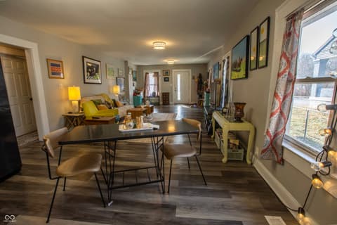 Photo of 826 E Pleasant Run Parkway North Drive, Indianapolis, IN