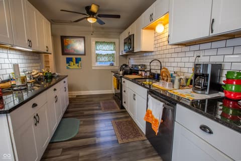 Photo of 826 E Pleasant Run Parkway North Drive, Indianapolis, IN