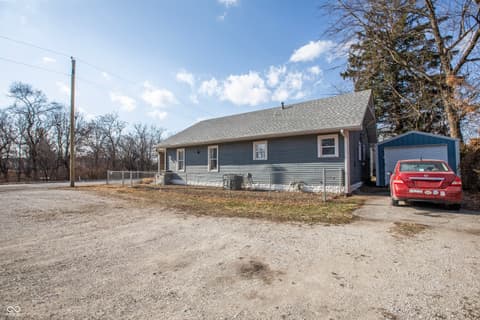 Photo of 826 E Pleasant Run Parkway North Drive, Indianapolis, IN