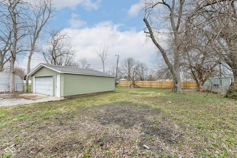 Yard at 3106 E Sumner Avenue, Indianapolis, IN