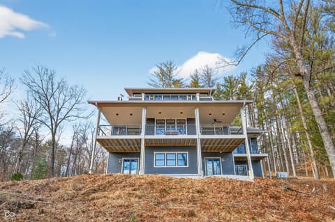 Photo of 6589 Nicole Drive, Nashville, IN