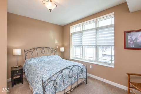 Primary bedroom at 20971 Shoreline Court, Noblesville, IN