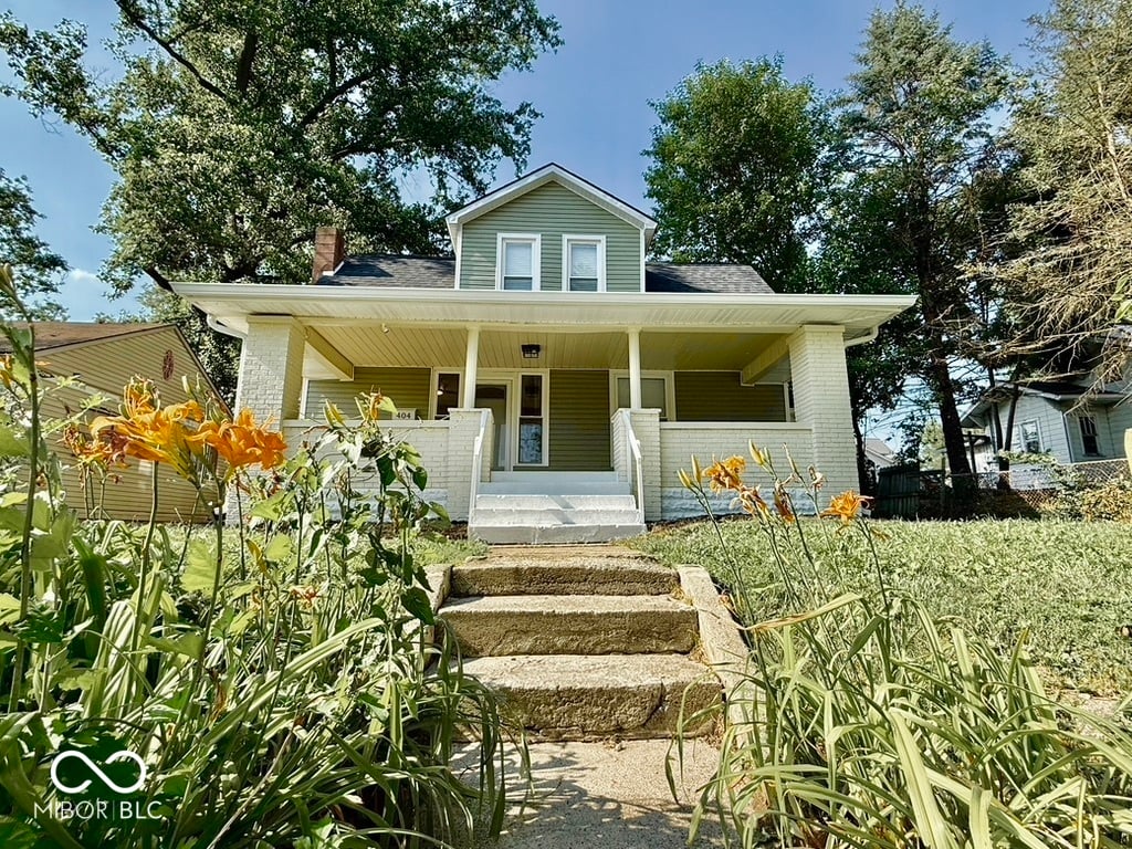 Photo of 404 E Monroe Street, Alexandria, IN