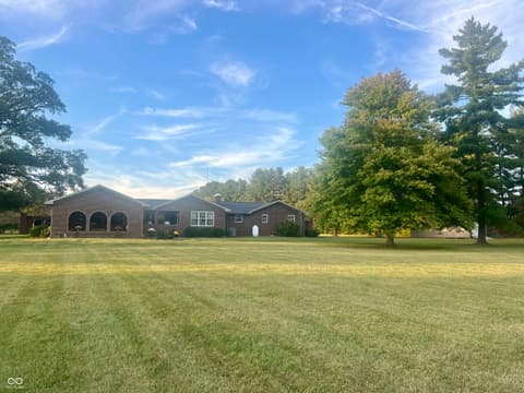 Photo of 4825 W County Road 500 N, North Vernon, IN