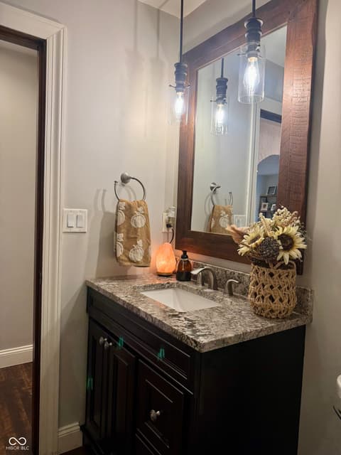 Photo of 4825 W County Road 500 N, North Vernon, IN