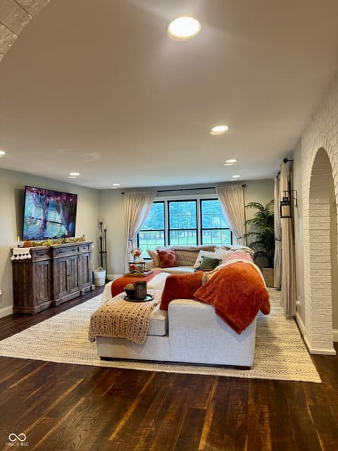 Photo of 4825 W County Road 500 N, North Vernon, IN