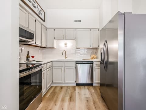 Photo of 8060 Castle Farms Court, Indianapolis, IN