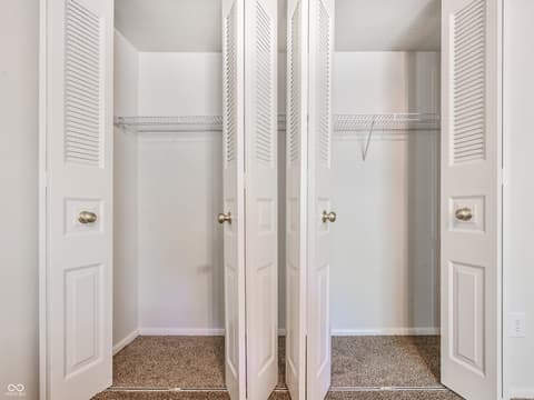 Photo of 8060 Castle Farms Court, Indianapolis, IN