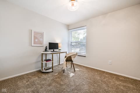 Photo of 8060 Castle Farms Court, Indianapolis, IN