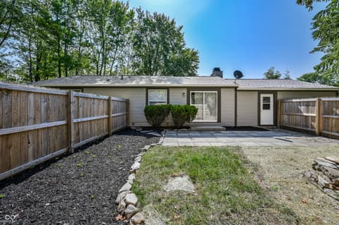 Photo of 8060 Castle Farms Court, Indianapolis, IN