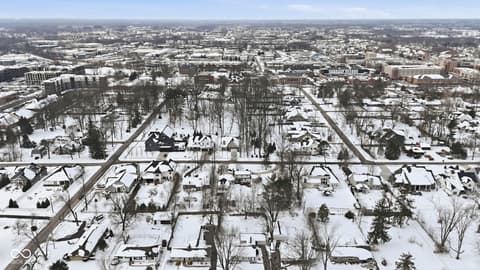 Aerial view at 1025 Oswego Road, Carmel, IN
