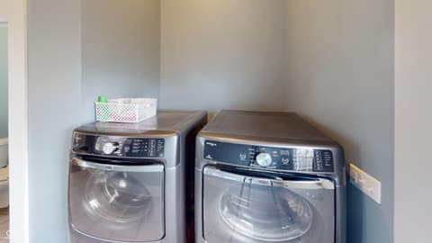 Laundry room at 1112 Spann Avenue, Indianapolis, IN