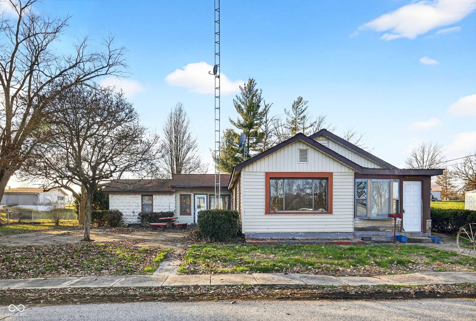 Photo of 960 Stevens Street, Mitchell, IN