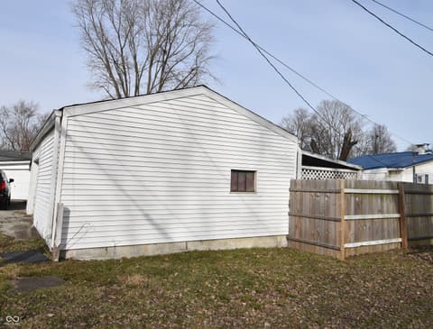Garage at 502 S State Street, Greenfield, IN