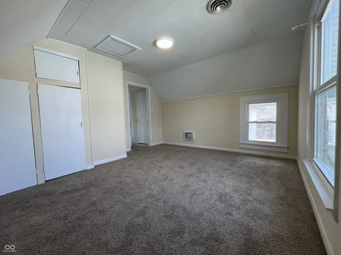 Photo of 311 N Mill Street, Veedersburg, IN