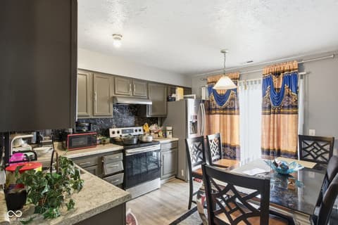 Photo of 7746 Mountain Stream Way, Indianapolis, IN