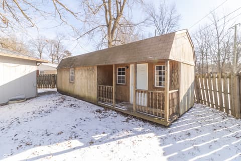Out Buildings — 1127 Hickory Lane, New Castle, IN