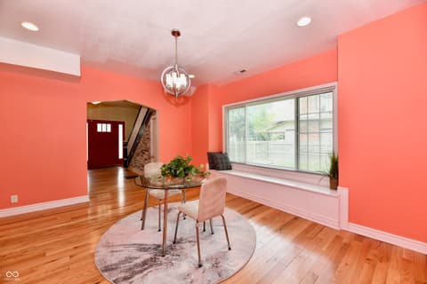 Dining room at 627 N Gray Street, Indianapolis, IN