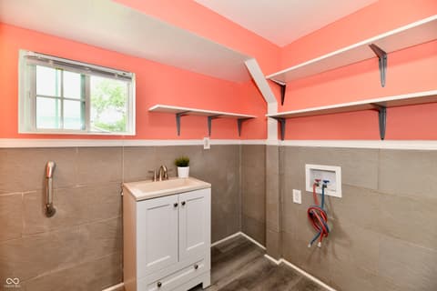 Laundry room at 627 N Gray Street, Indianapolis, IN