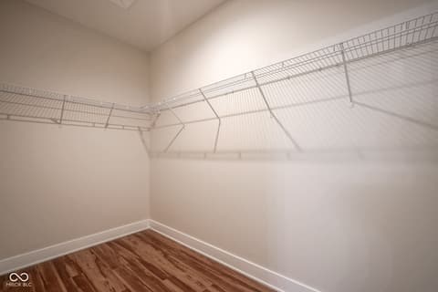 Walk In Closets — 1653 Lexington Avenue, Indianapolis, IN
