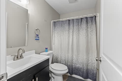Photo of 1061 W 29th Street, Indianapolis, IN