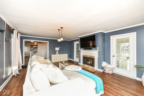 Photo of 6817 W Forest Brook Drive, Fountaintown, IN