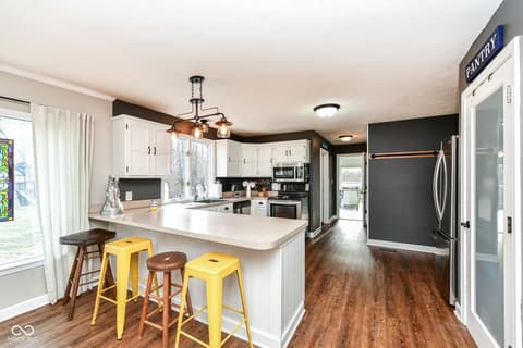 Photo of 6817 W Forest Brook Drive, Fountaintown, IN