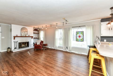 Photo of 6817 W Forest Brook Drive, Fountaintown, IN