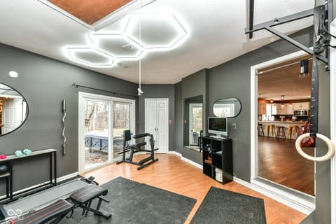 Photo of 6817 W Forest Brook Drive, Fountaintown, IN