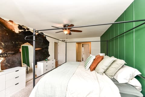 Photo of 6817 W Forest Brook Drive, Fountaintown, IN