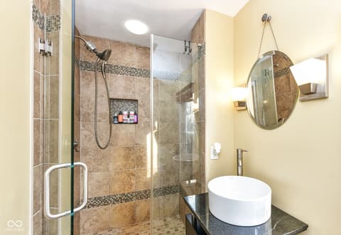 Photo of 6817 W Forest Brook Drive, Fountaintown, IN