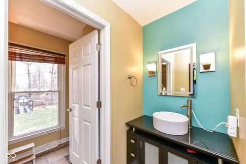 Photo of 6817 W Forest Brook Drive, Fountaintown, IN