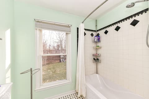 Photo of 6817 W Forest Brook Drive, Fountaintown, IN