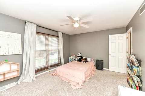 Photo of 6817 W Forest Brook Drive, Fountaintown, IN