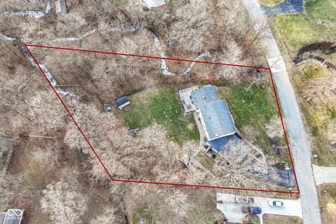 Photo of 6817 W Forest Brook Drive, Fountaintown, IN