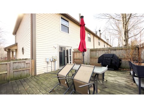 Outdoor living area at 11538 Eden Ridge Court, Indianapolis, IN
