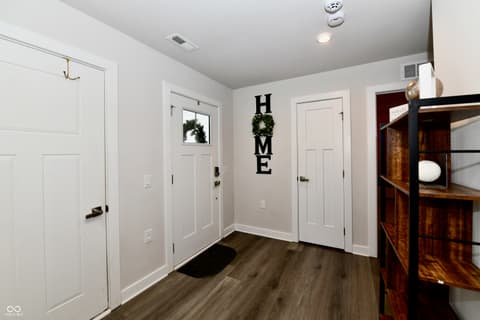 Foyer at 1789 River Birch Drive, Greenfield, IN