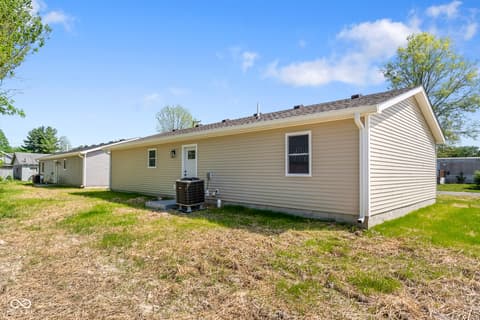 Photo of 403 N Jackson Street, Crothersville, IN