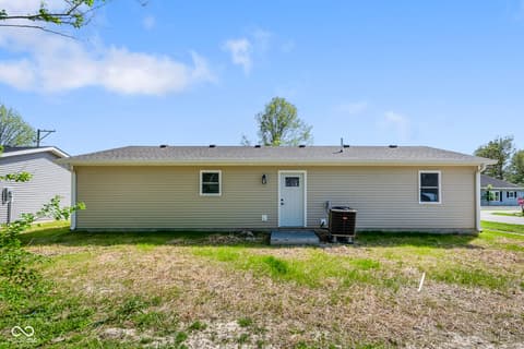 Photo of 403 N Jackson Street, Crothersville, IN
