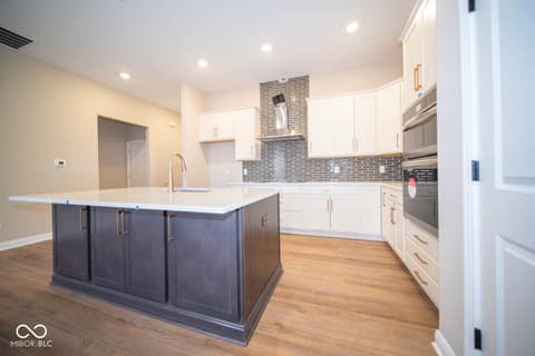 Photo of 7942 Beaumont Green Place, Indianapolis, IN