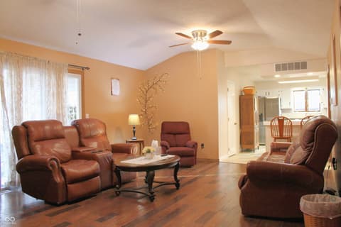 Photo of 441 Mutton Creek Drive, Seymour, IN