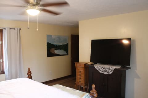 Photo of 441 Mutton Creek Drive, Seymour, IN