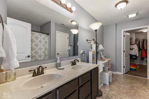 Photo of 7158 Lakeland Trails Boulevard, Indianapolis, IN