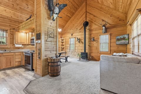 Photo of 8277 E Lake Shore Drive, Rockville, IN