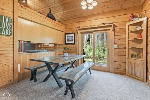 Photo of 8277 E Lake Shore Drive, Rockville, IN