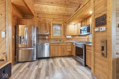 Photo of 8277 E Lake Shore Drive, Rockville, IN