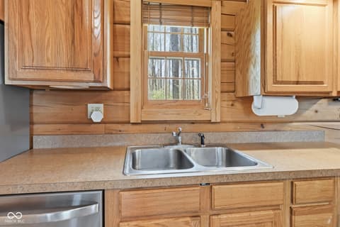 Photo of 8277 E Lake Shore Drive, Rockville, IN